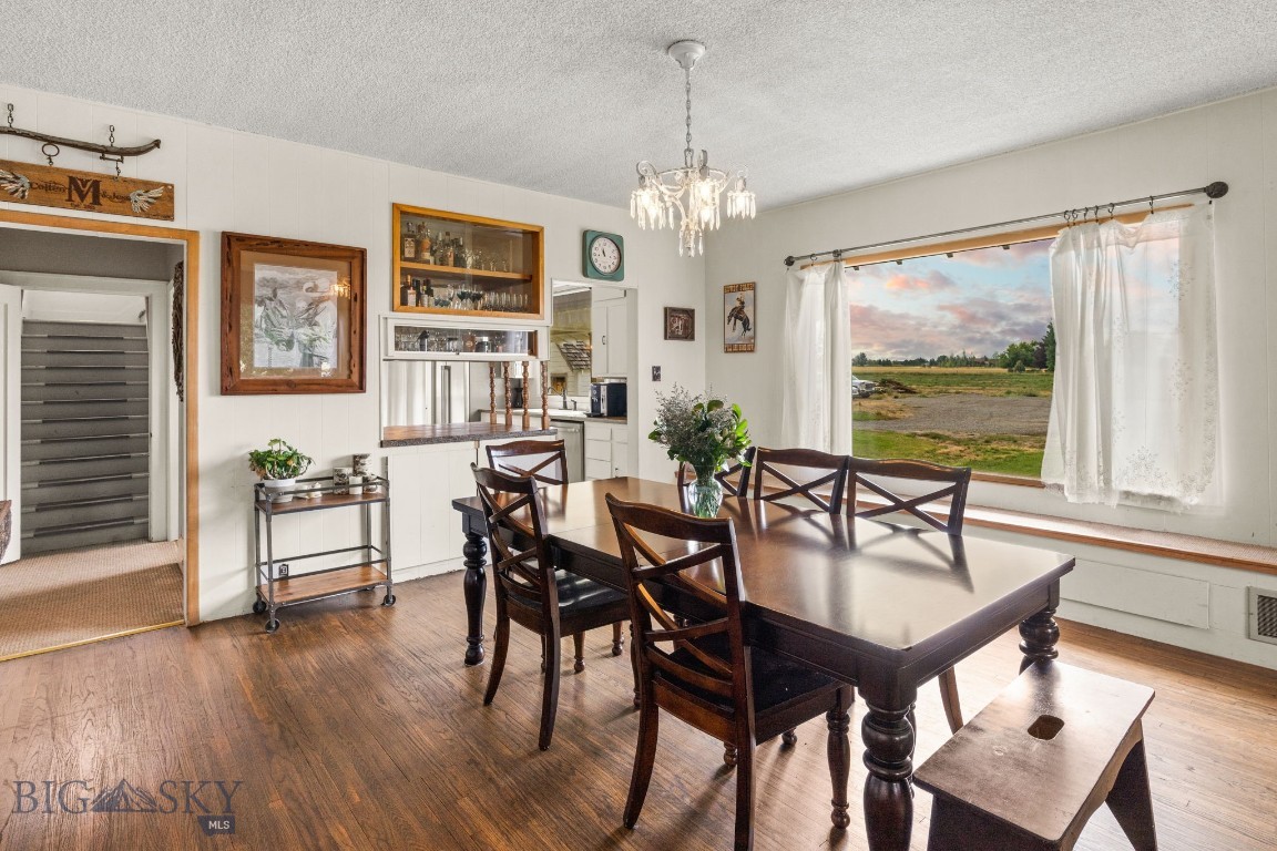 Ross Creek - Commercial Sale