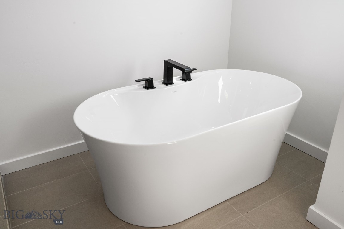 Bozeman, Montana 59718, United States, 4 Bedrooms Bedrooms, ,3 BathroomsBathrooms,Residential,Active,113277