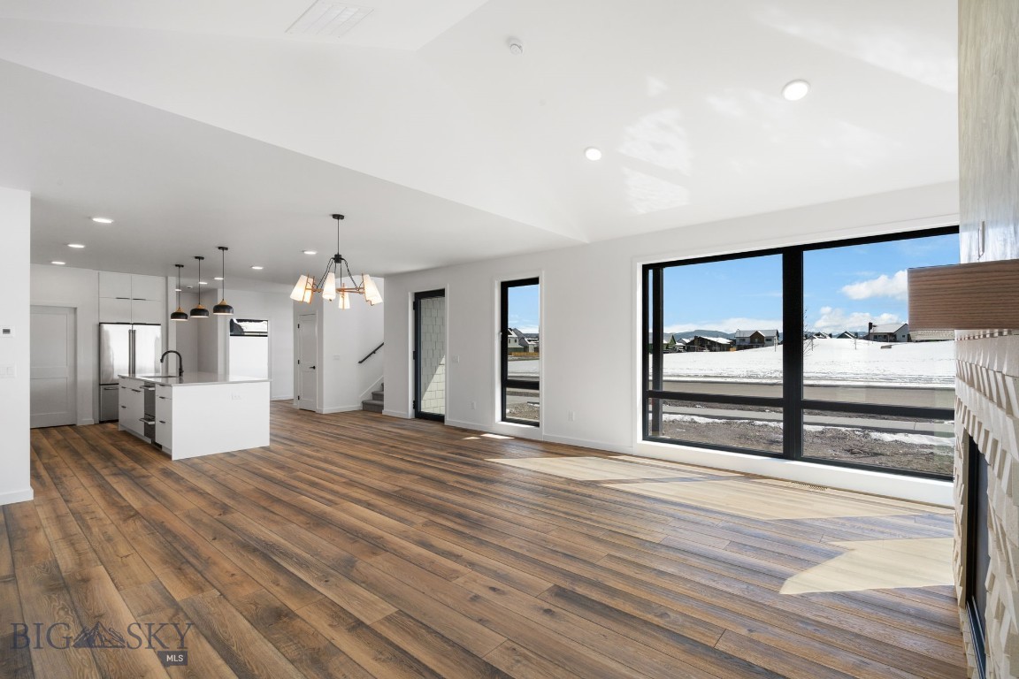 Bozeman, Montana 59718, United States, 4 Bedrooms Bedrooms, ,3 BathroomsBathrooms,Residential,Active,113277