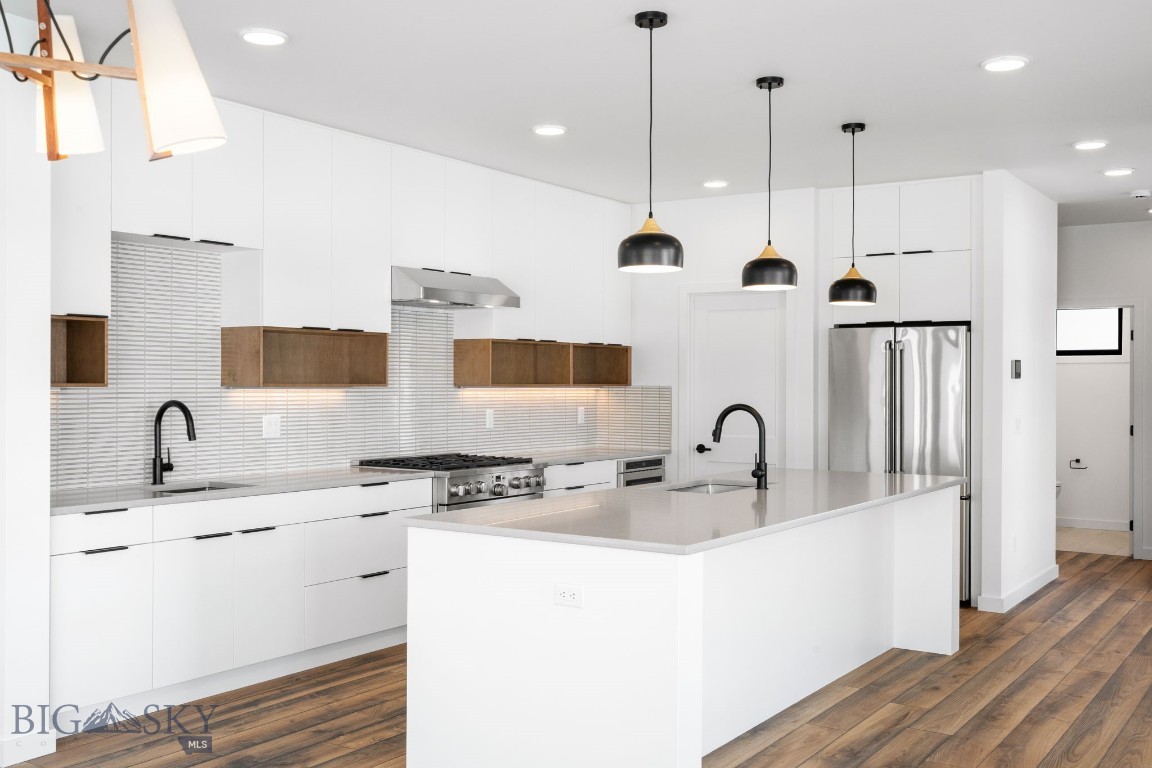 Bozeman, Montana 59718, United States, 4 Bedrooms Bedrooms, ,3 BathroomsBathrooms,Residential,Active,113277