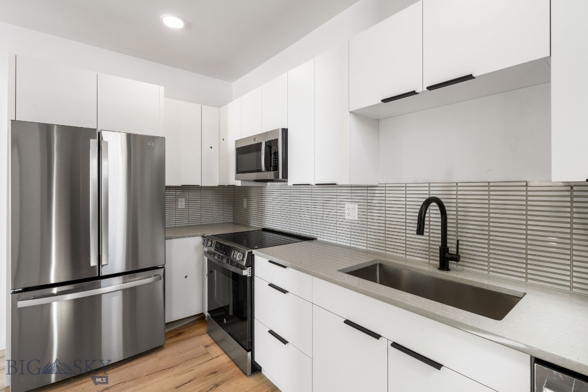 Bozeman, Montana 59718, United States, 4 Bedrooms Bedrooms, ,3 BathroomsBathrooms,Residential,Active,113277