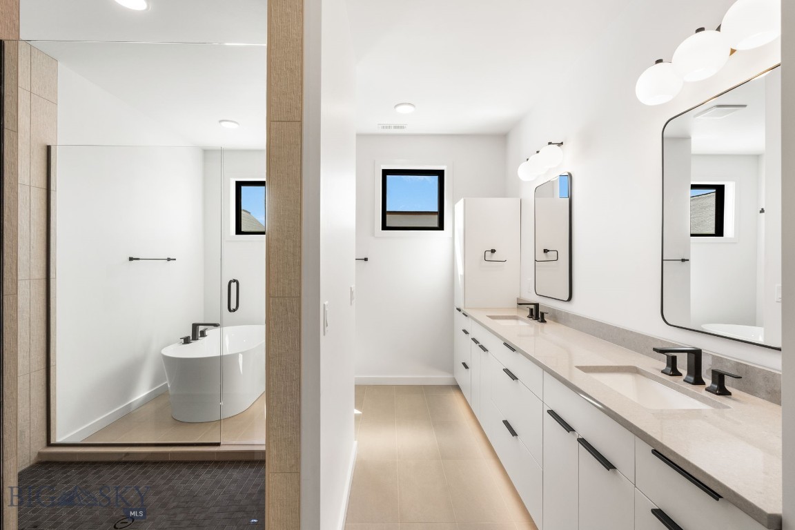 Bozeman, Montana 59718, United States, 4 Bedrooms Bedrooms, ,3 BathroomsBathrooms,Residential,Active,113277