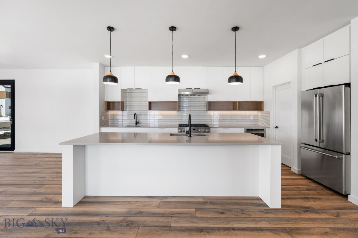 Bozeman, Montana 59718, United States, 4 Bedrooms Bedrooms, ,3 BathroomsBathrooms,Residential,Active,113277