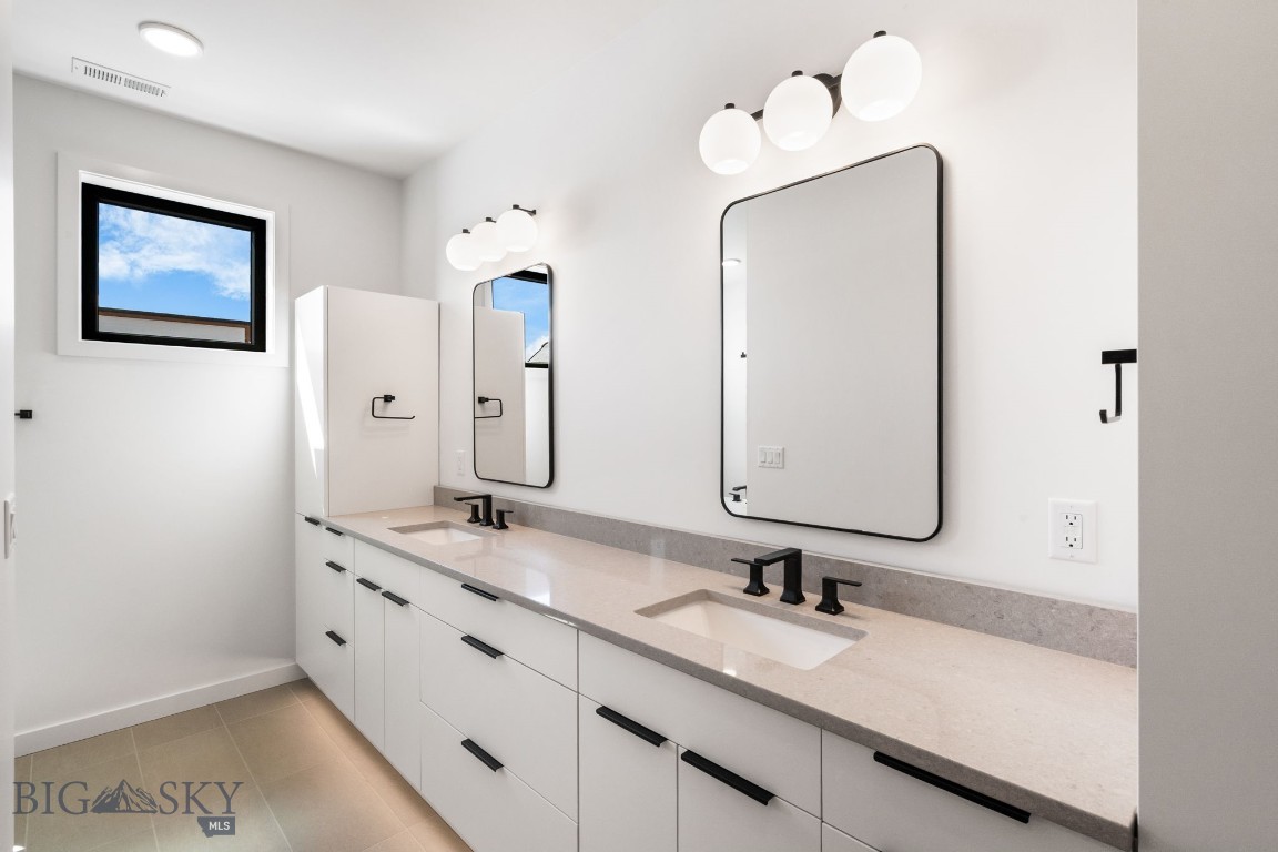 Bozeman, Montana 59718, United States, 4 Bedrooms Bedrooms, ,3 BathroomsBathrooms,Residential,Active,113277