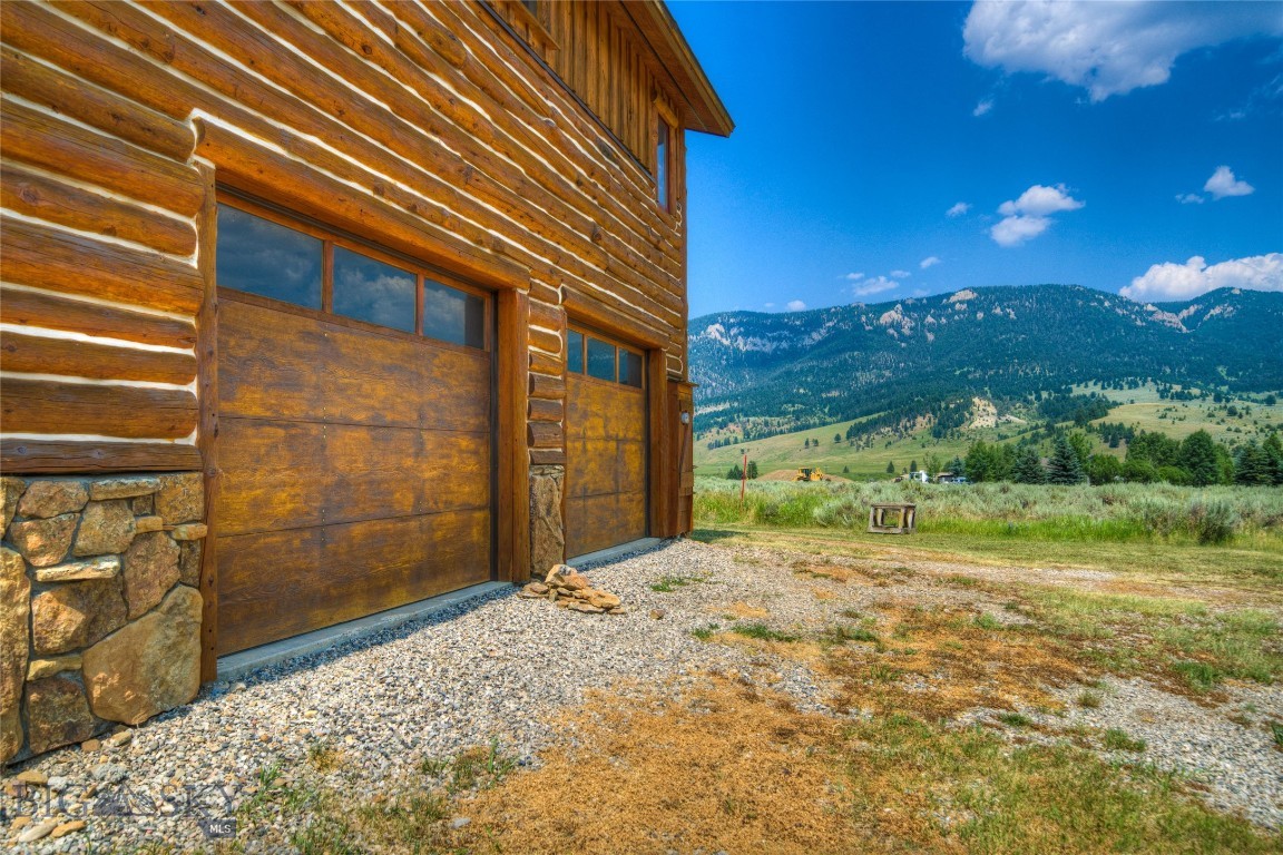 135 Twin Antler Drive
