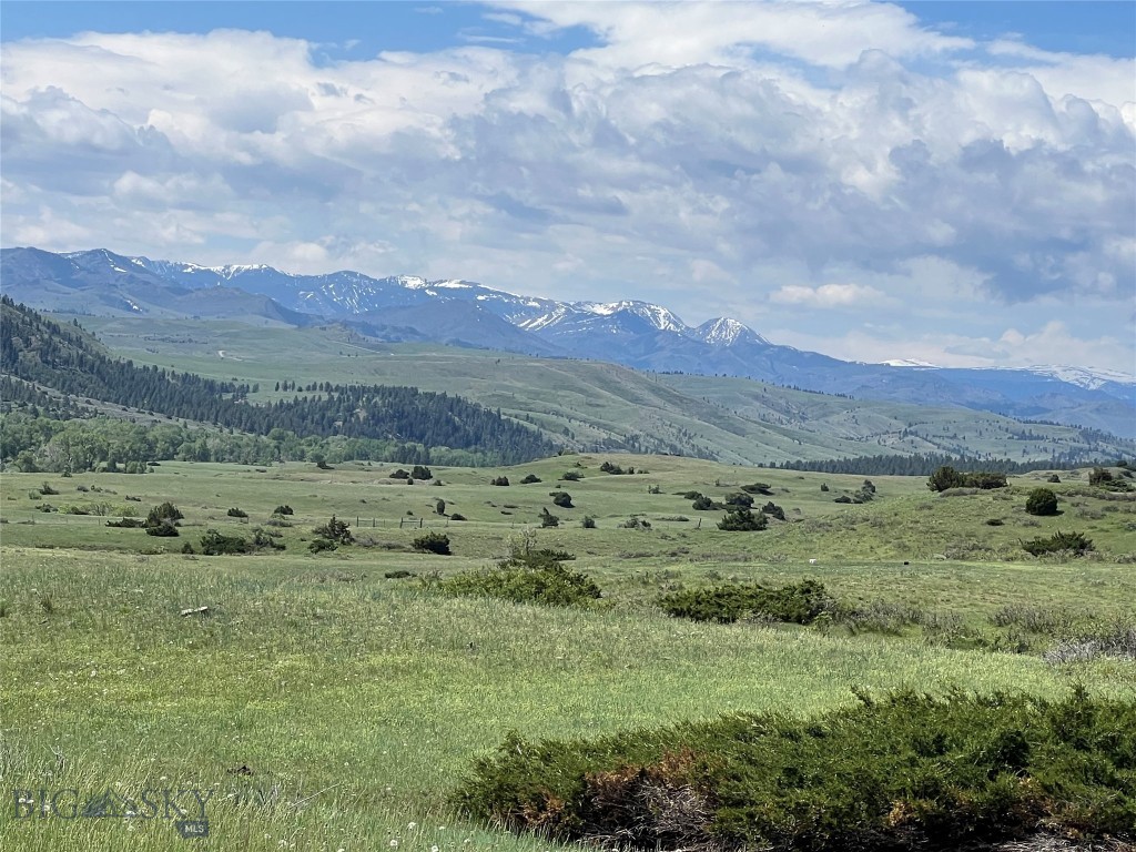 126 Upper Deer Creek
