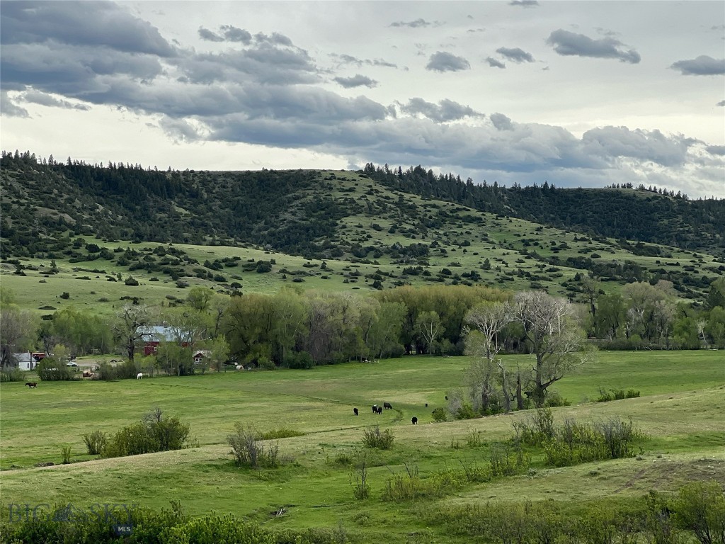 126 Upper Deer Creek