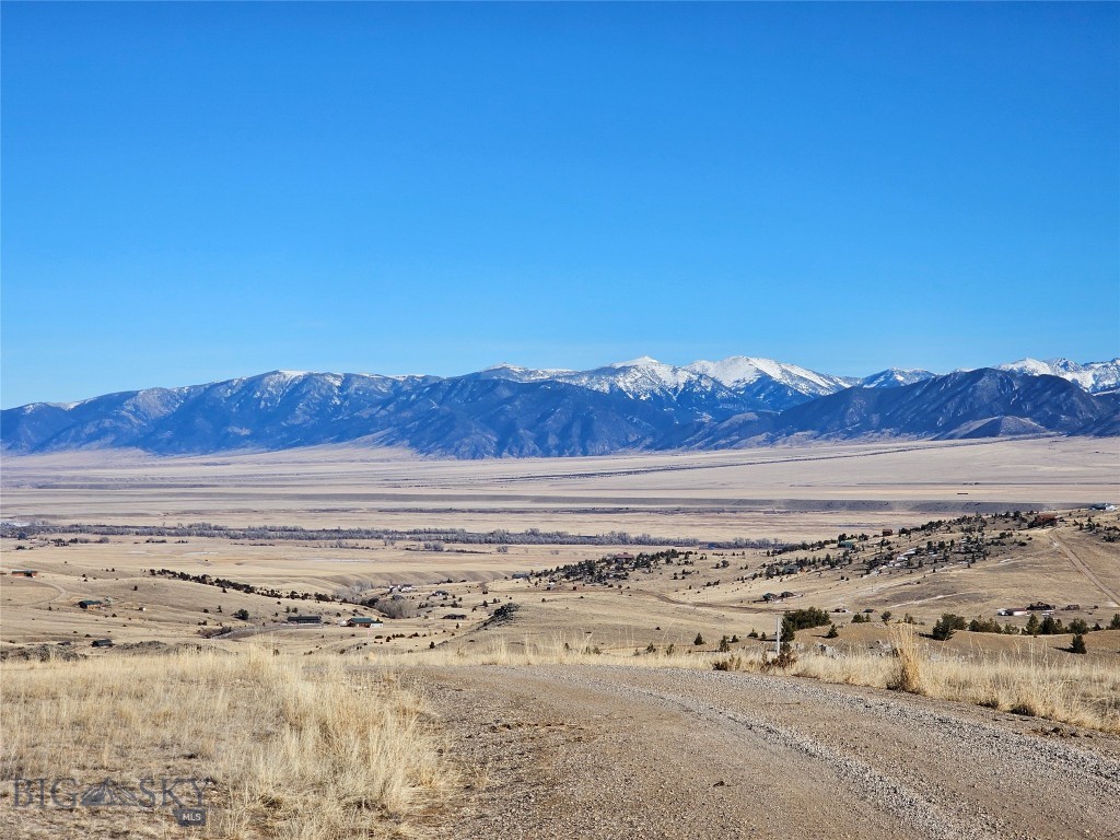 Shining Mountain Unit II - Land