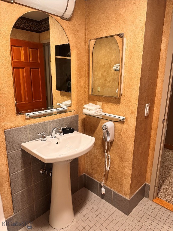 Shoshone Hotel Condos - Residential