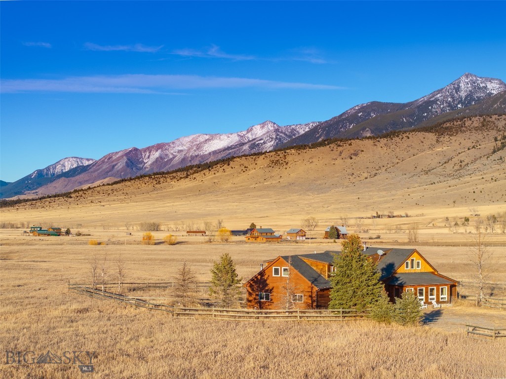 5 Shoshoni Way