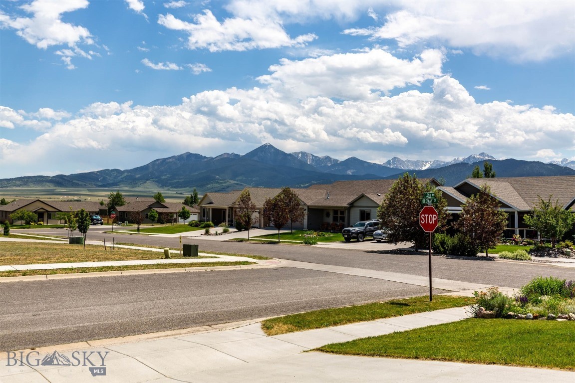 Discovery Vista - Residential