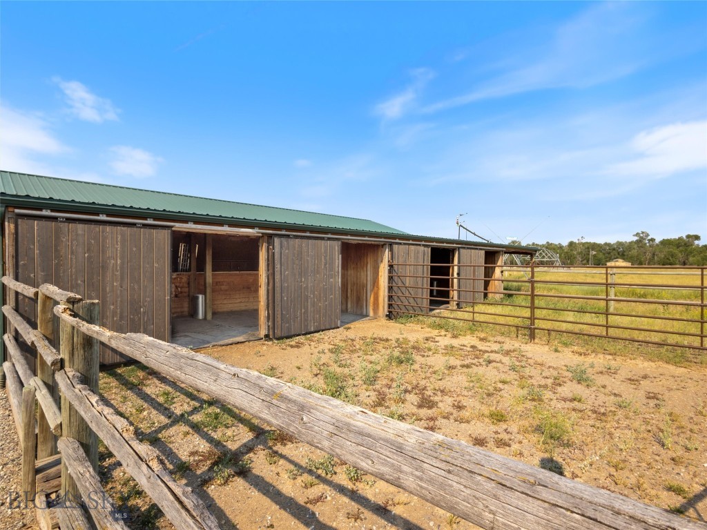 Cedar Meadows - Residential