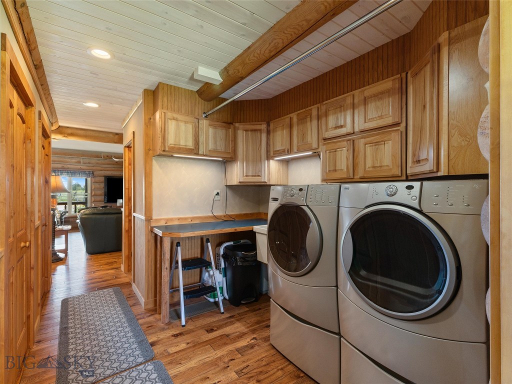 Cedar Meadows - Residential