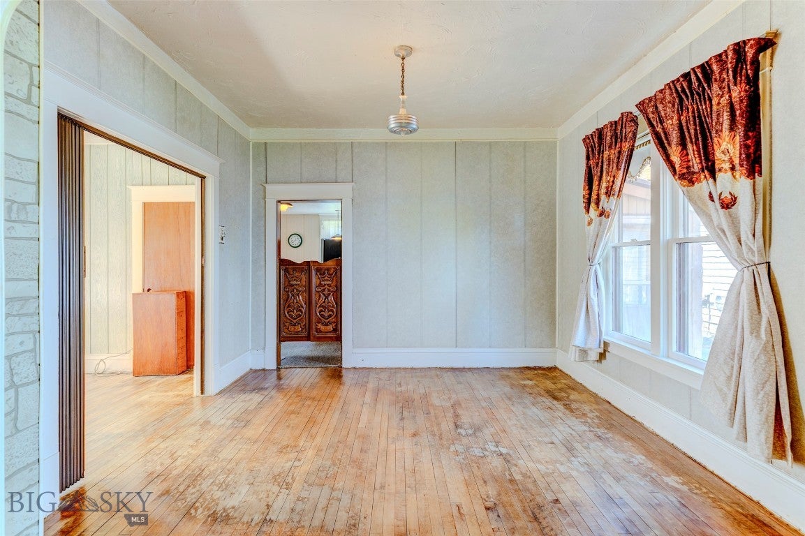 114 S 5th Street