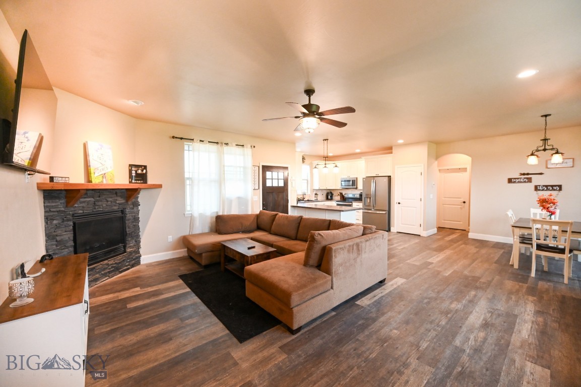 Elkridge Neighborhood - Residential