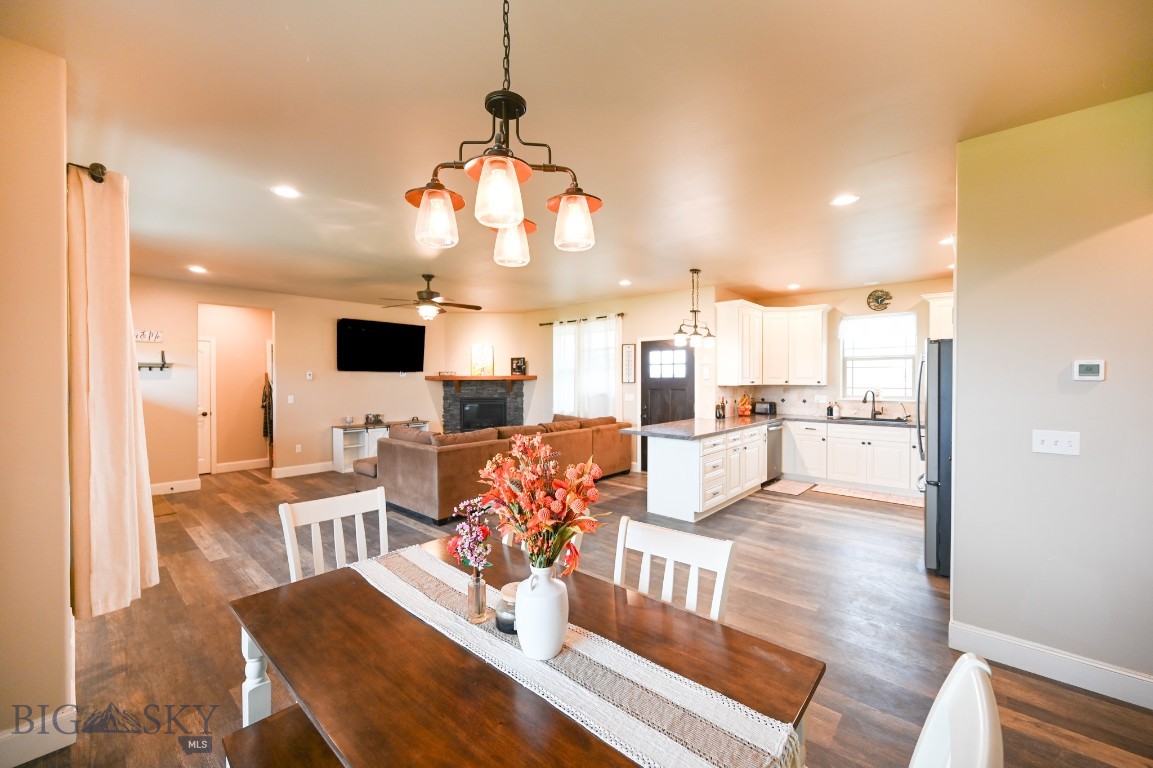 Elkridge Neighborhood - Residential
