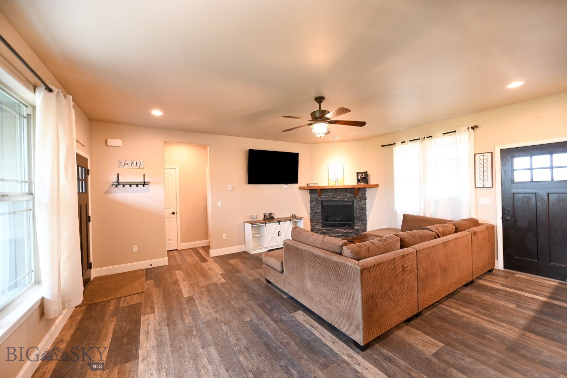 Elkridge Neighborhood - Residential