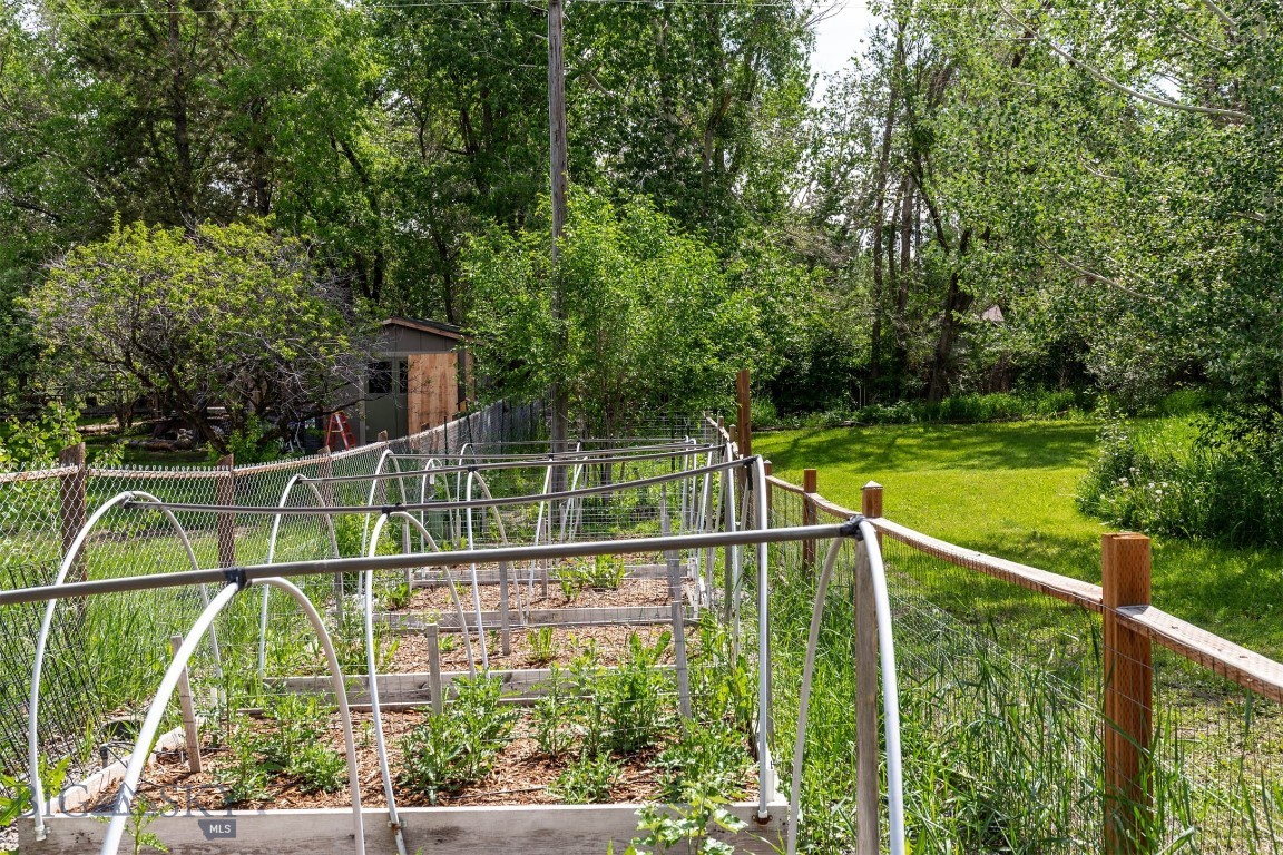 Edgewater Acres - Residential