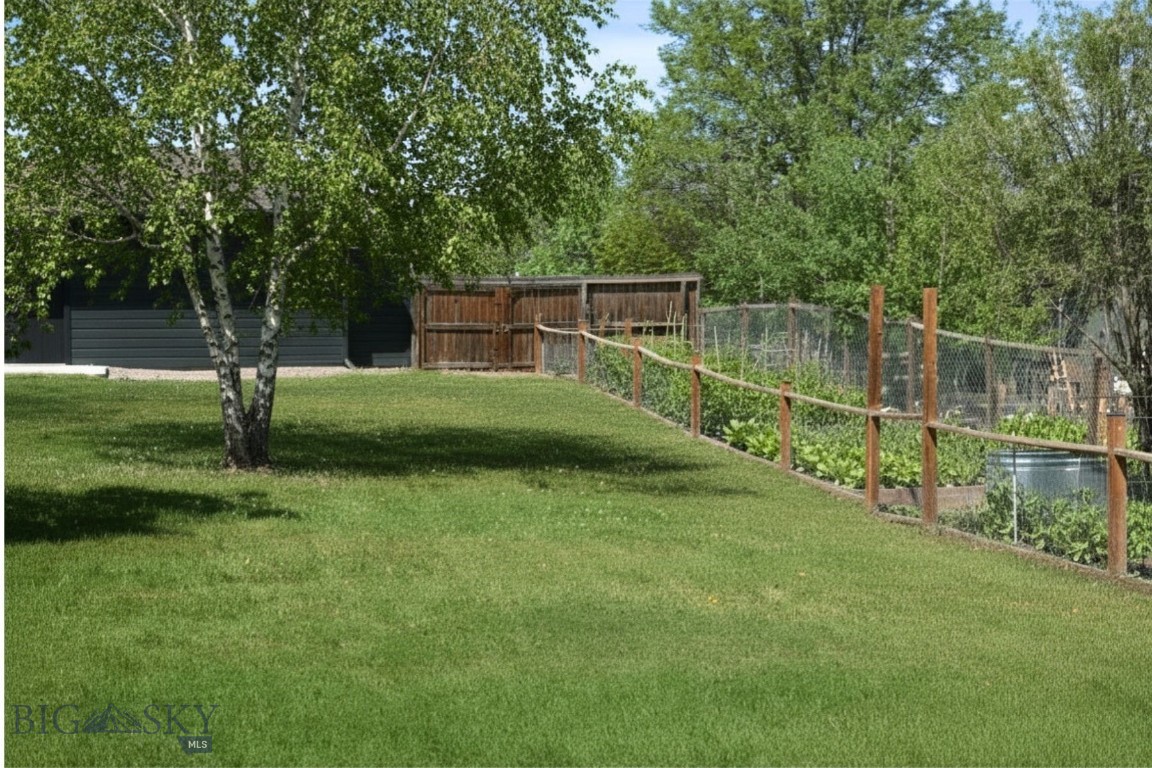 Edgewater Acres - Residential