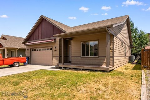 Photo of 742 Jardine Ave, Bozeman, MT 59718 (MLS # 405714)