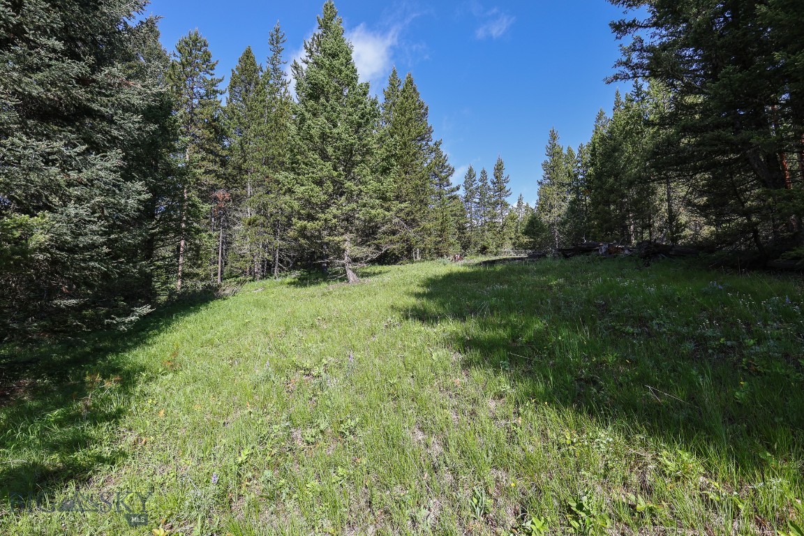 Ranches Neighborhood - Land