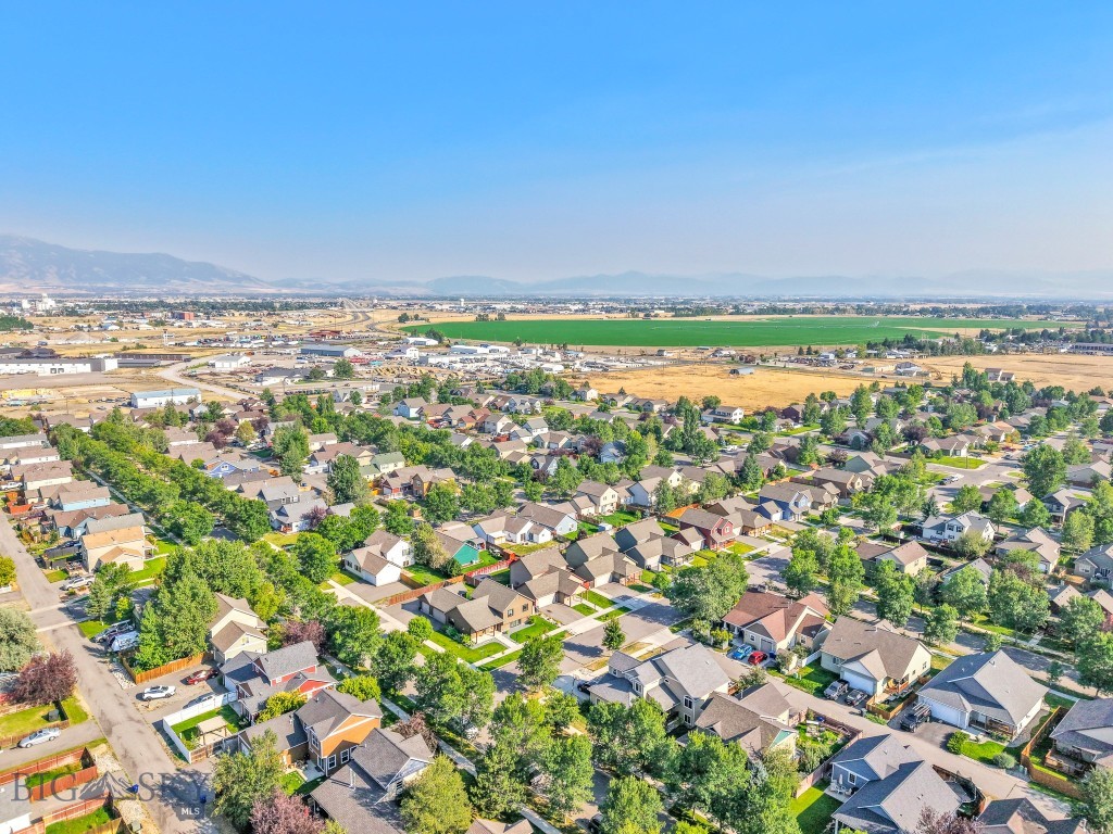 River Rock and Royal Village - Residential