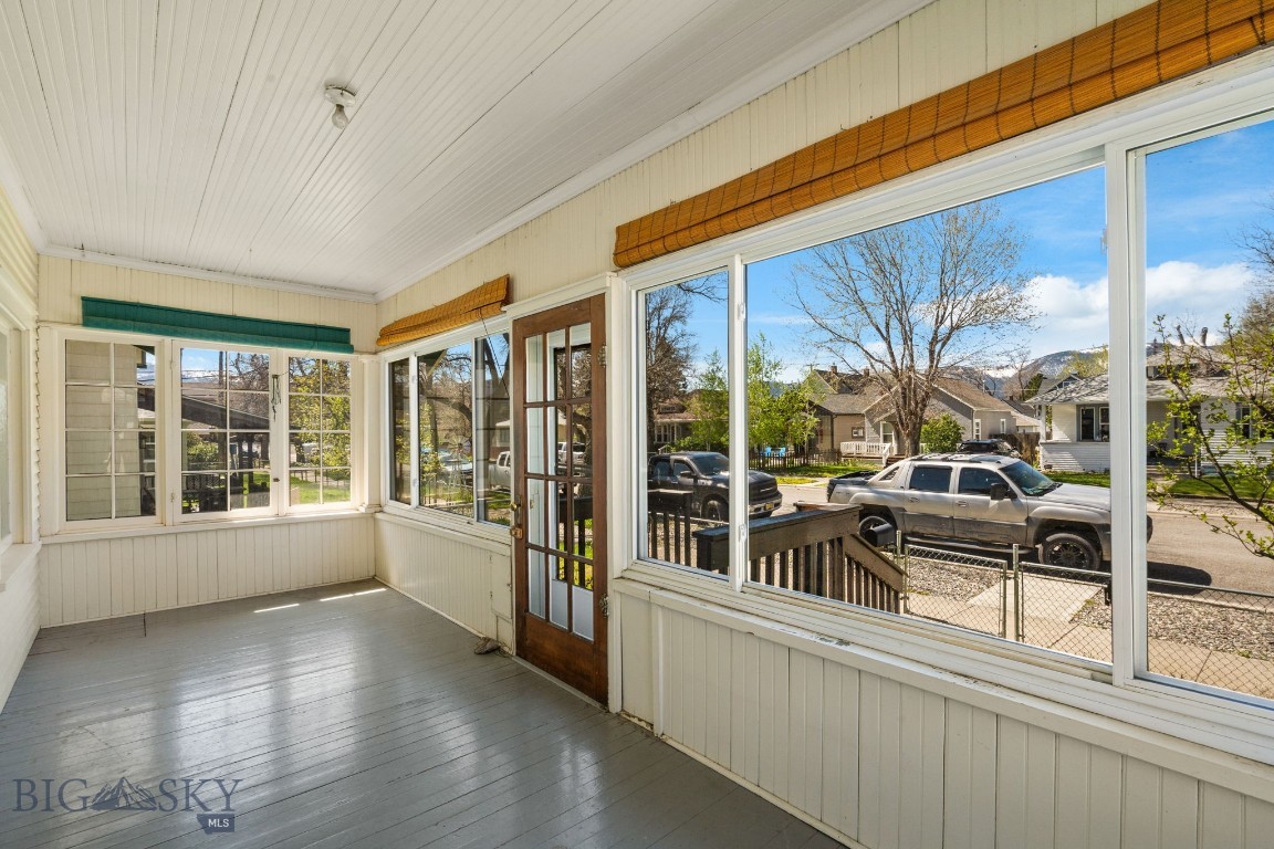 324 N 2nd Street
