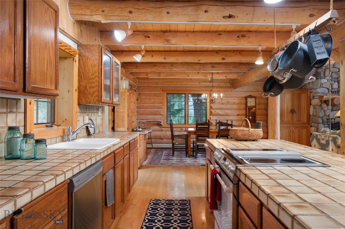 Sweetgrass Hill - Residential
