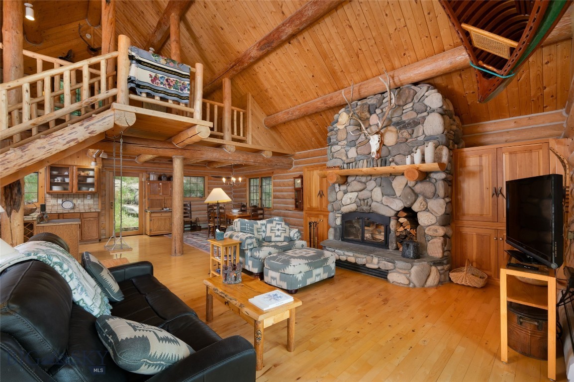 Sweetgrass Hill - Residential