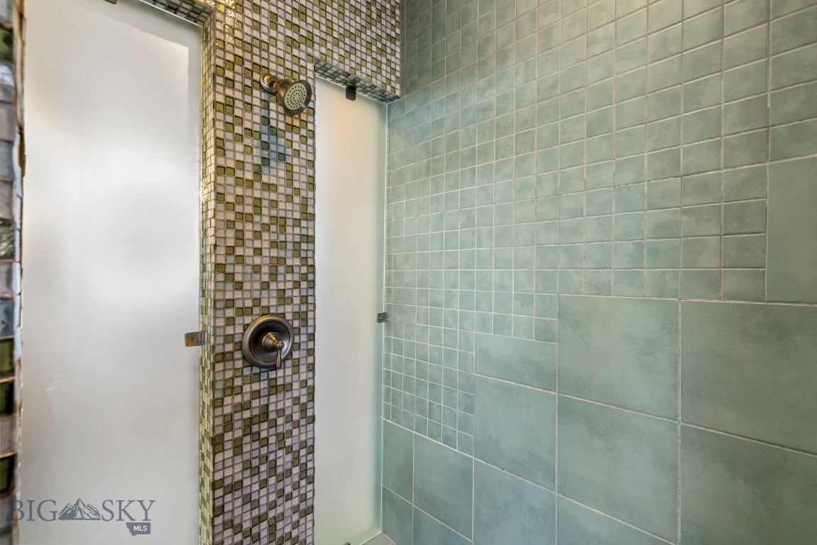 Bozeman, Montana 59715, United States, 3 Bedrooms Bedrooms, ,3 BathroomsBathrooms,Residential,Contingent,23582