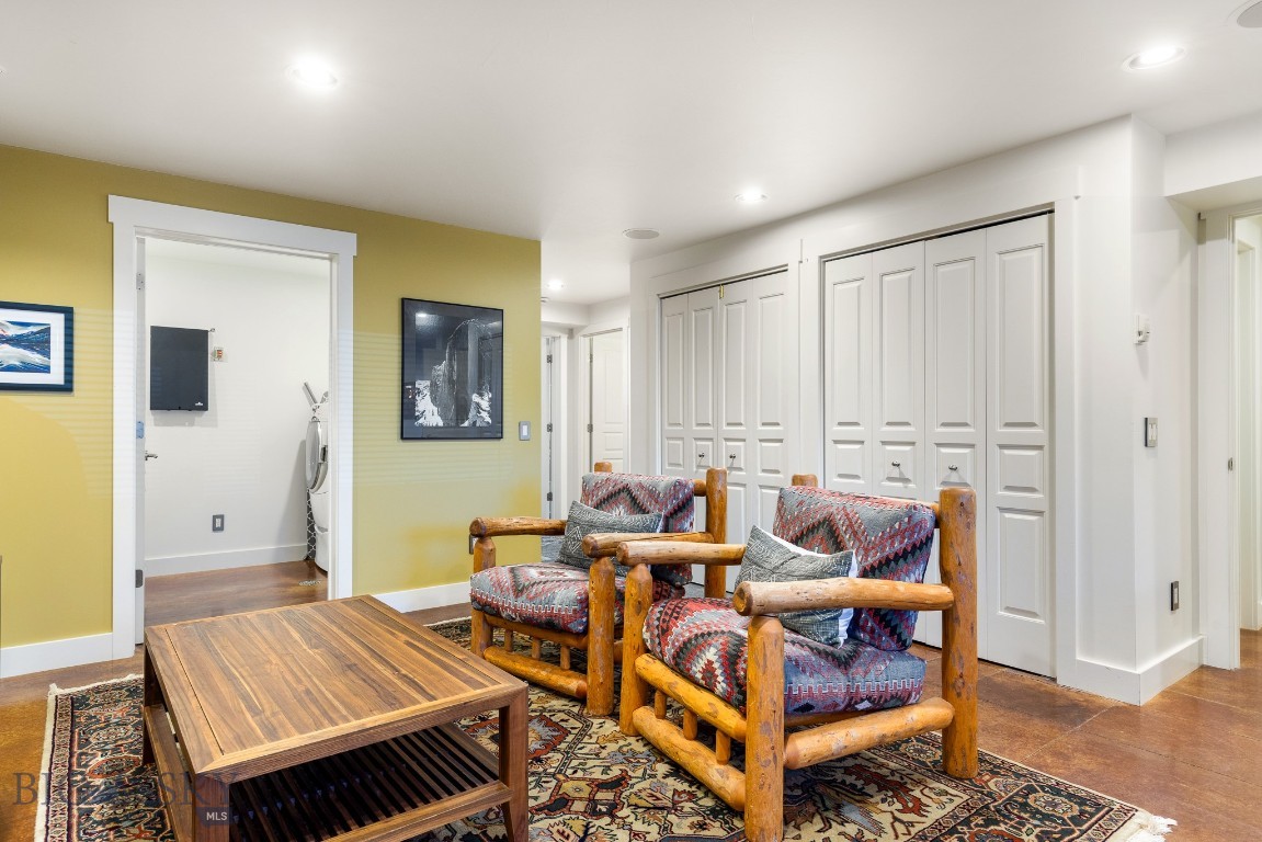 Bozeman, Montana 59715, United States, 3 Bedrooms Bedrooms, ,3 BathroomsBathrooms,Residential,Contingent,23582