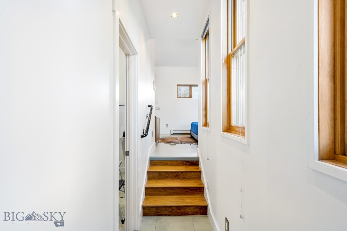 Bozeman, Montana 59715, United States, 3 Bedrooms Bedrooms, ,3 BathroomsBathrooms,Residential,Contingent,23582