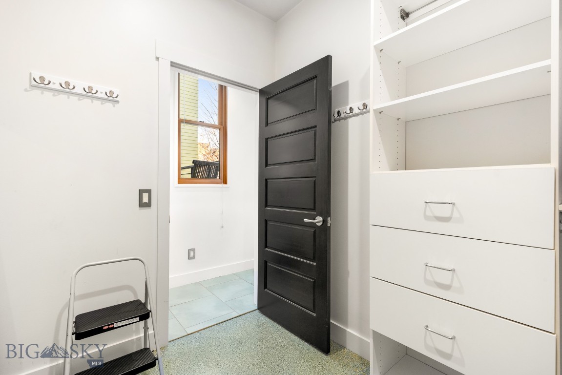 Bozeman, Montana 59715, United States, 3 Bedrooms Bedrooms, ,3 BathroomsBathrooms,Residential,Contingent,23582