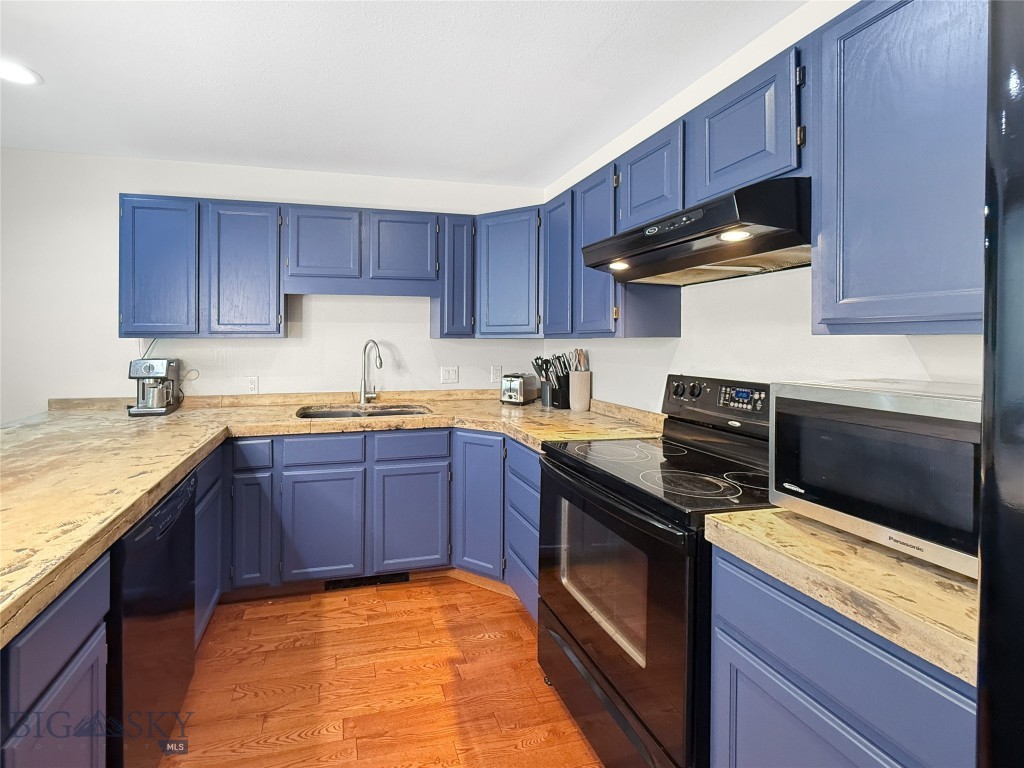 Aspen Cts Condo - Residential