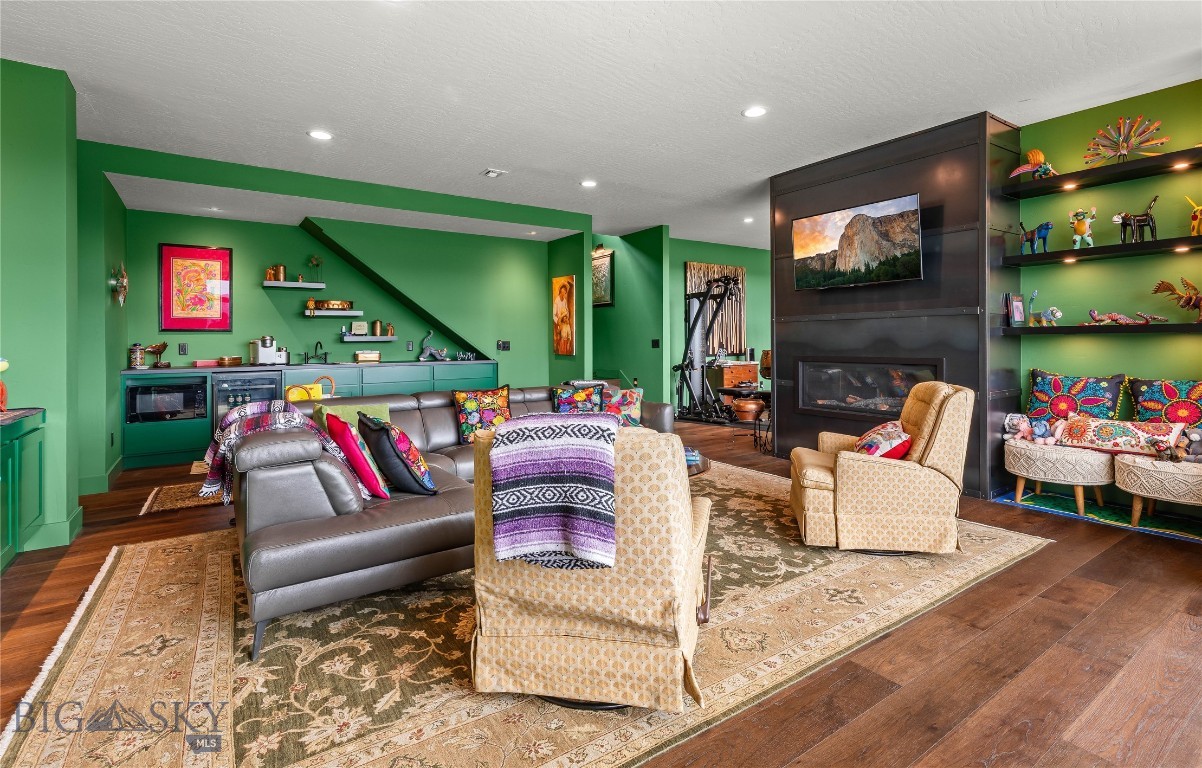 Anaconda, Montana 59711, United States, 4 Bedrooms Bedrooms, ,4 BathroomsBathrooms,Residential,Pending,190385