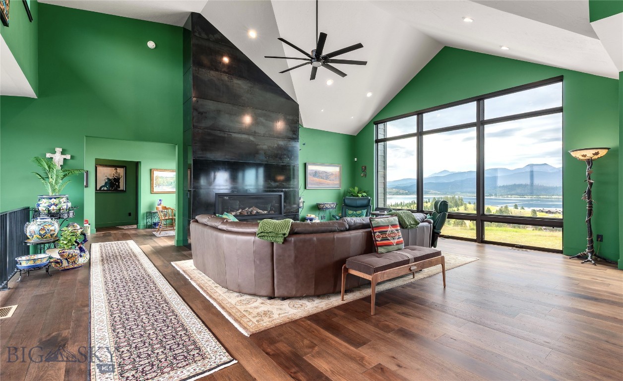 Anaconda, Montana 59711, United States, 4 Bedrooms Bedrooms, ,4 BathroomsBathrooms,Residential,Pending,190385