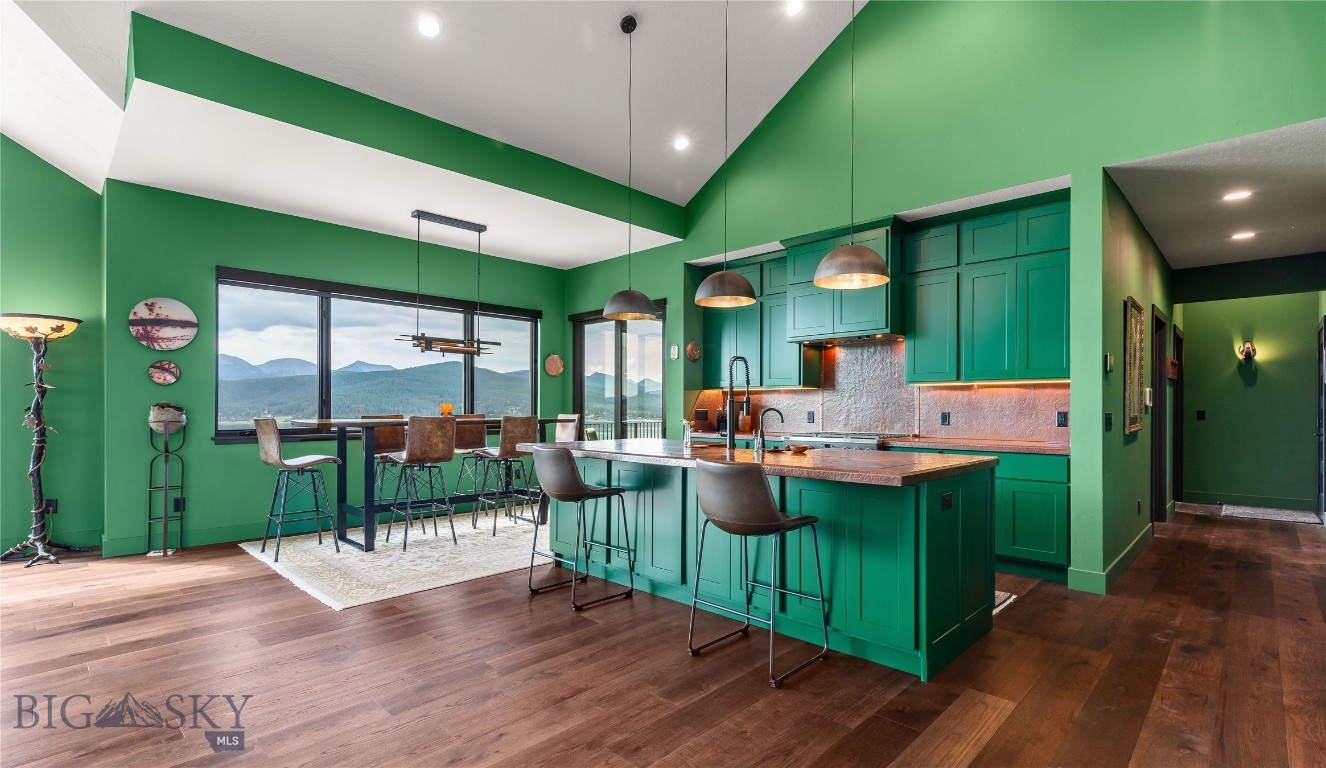 Anaconda, Montana 59711, United States, 4 Bedrooms Bedrooms, ,4 BathroomsBathrooms,Residential,Pending,190385