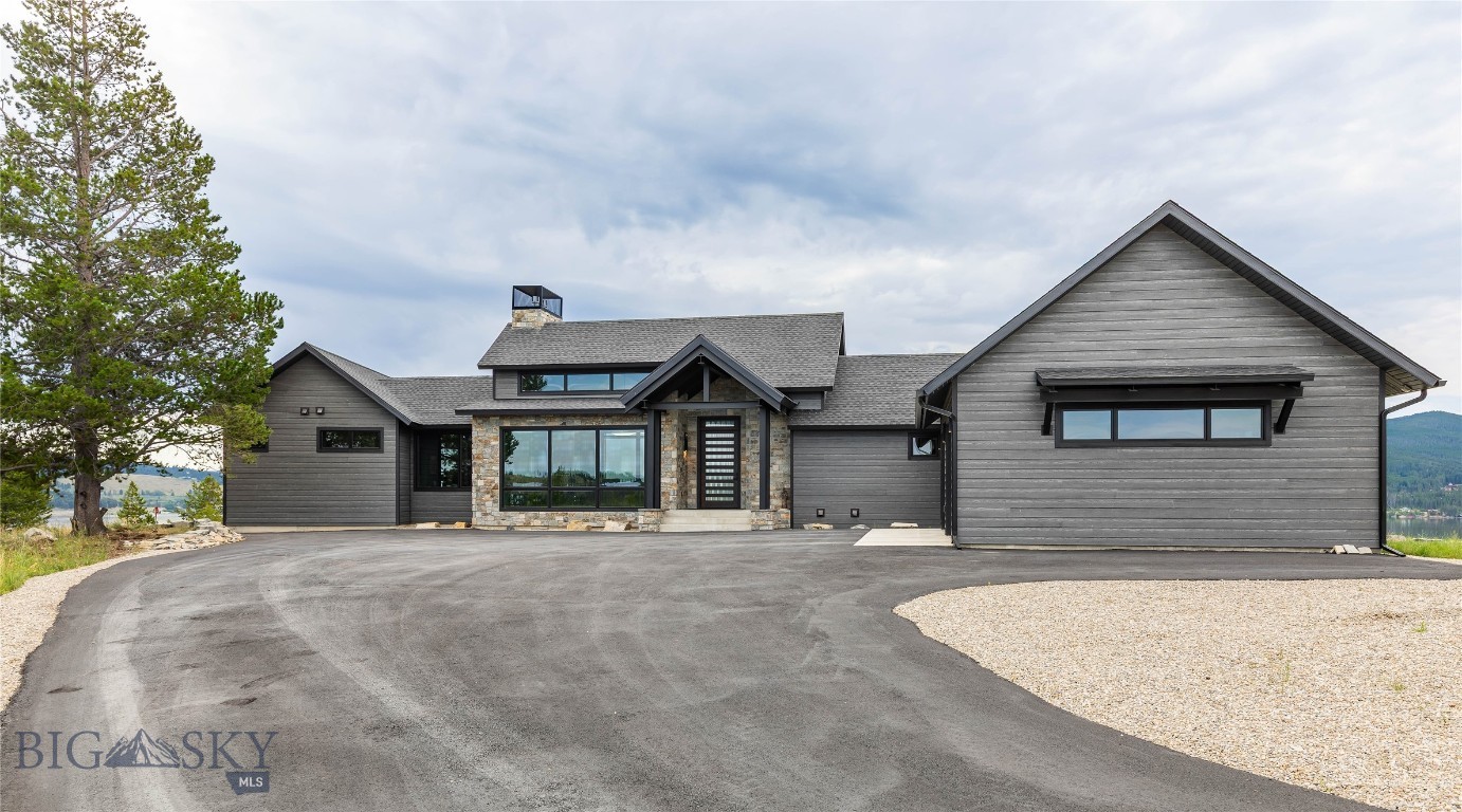 Anaconda, Montana 59711, United States, 4 Bedrooms Bedrooms, ,4 BathroomsBathrooms,Residential,Pending,190385