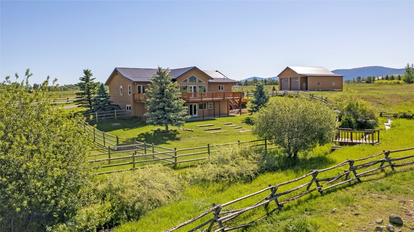 Bozeman, Montana 59718, United States, 3 Bedrooms Bedrooms, ,4 BathroomsBathrooms,Residential,Pending,72436