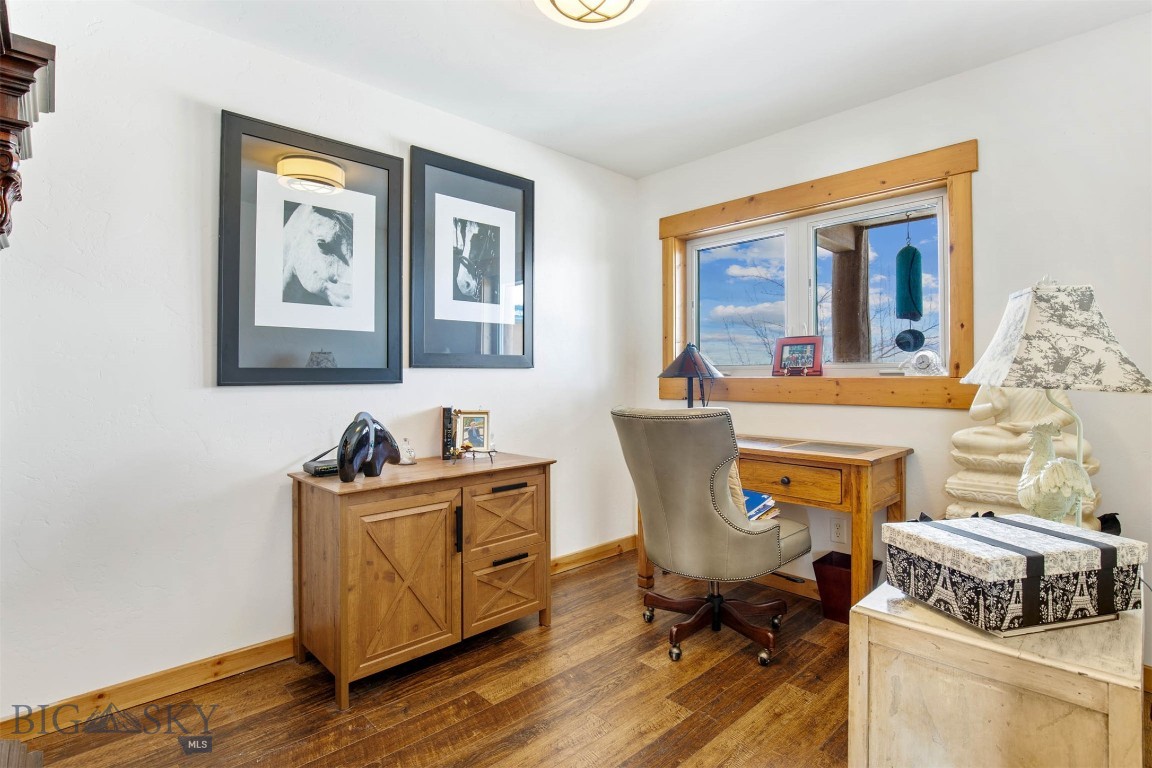 Bozeman, Montana 59718, United States, 3 Bedrooms Bedrooms, ,4 BathroomsBathrooms,Residential,Pending,72436