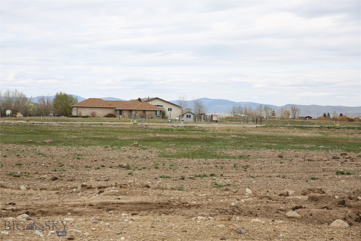 Beaumont Place Addition - Land