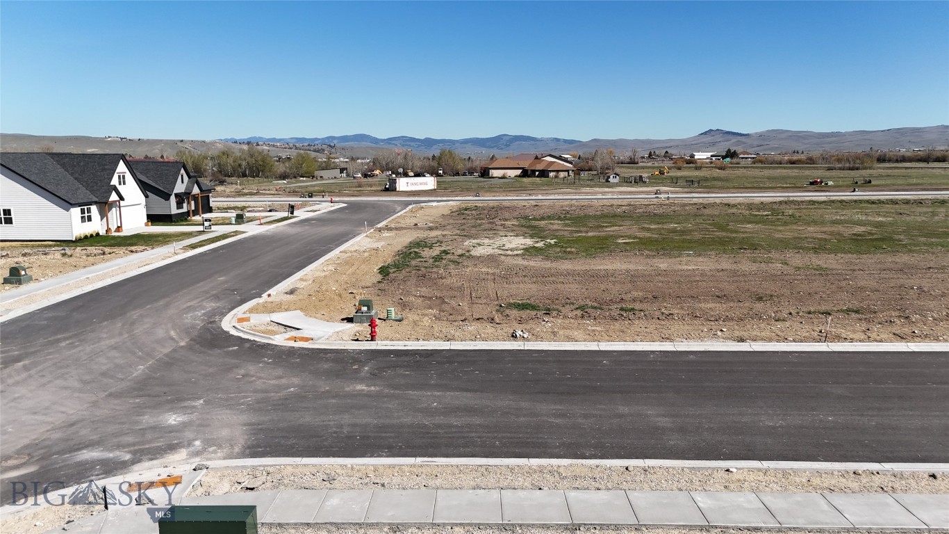 Beaumont Place Addition - Land