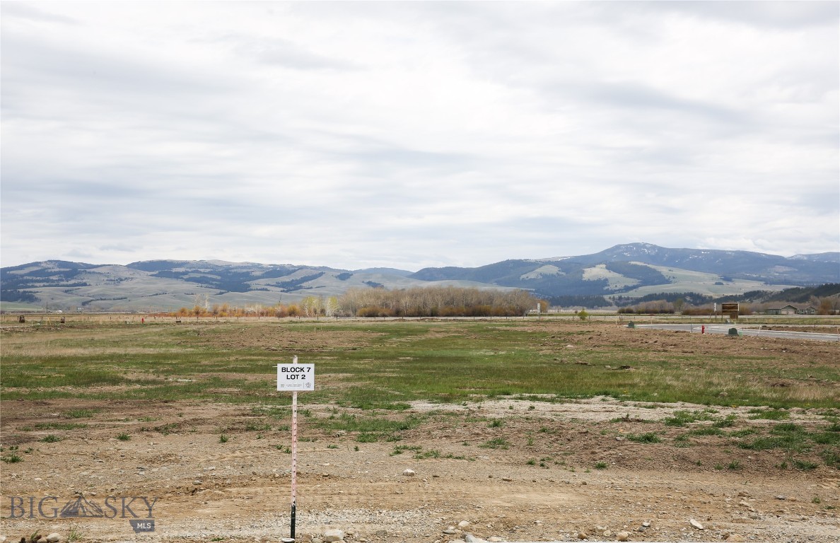 Beaumont Place Addition - Land