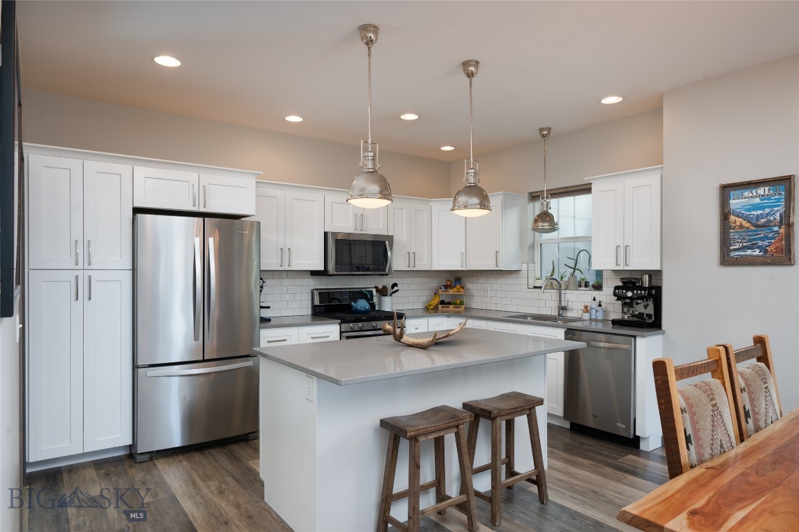 Bozeman, Montana 59715, United States, 3 Bedrooms Bedrooms, ,3 BathroomsBathrooms,Residential,Contingent,61492