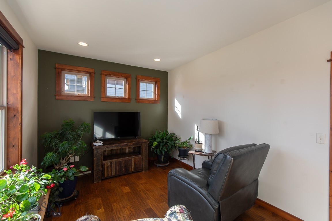 Meadow Creek - Residential