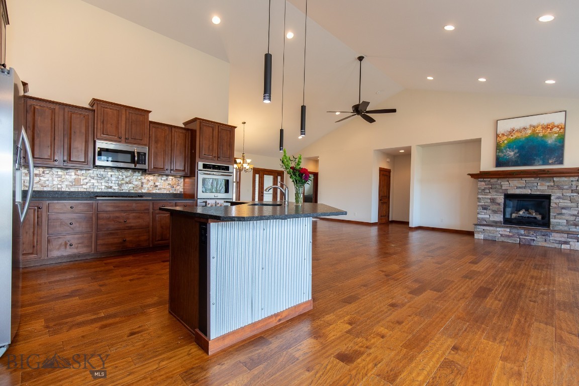 Meadow Creek - Residential