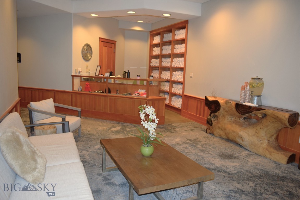 Summit Hotel Condo - Residential