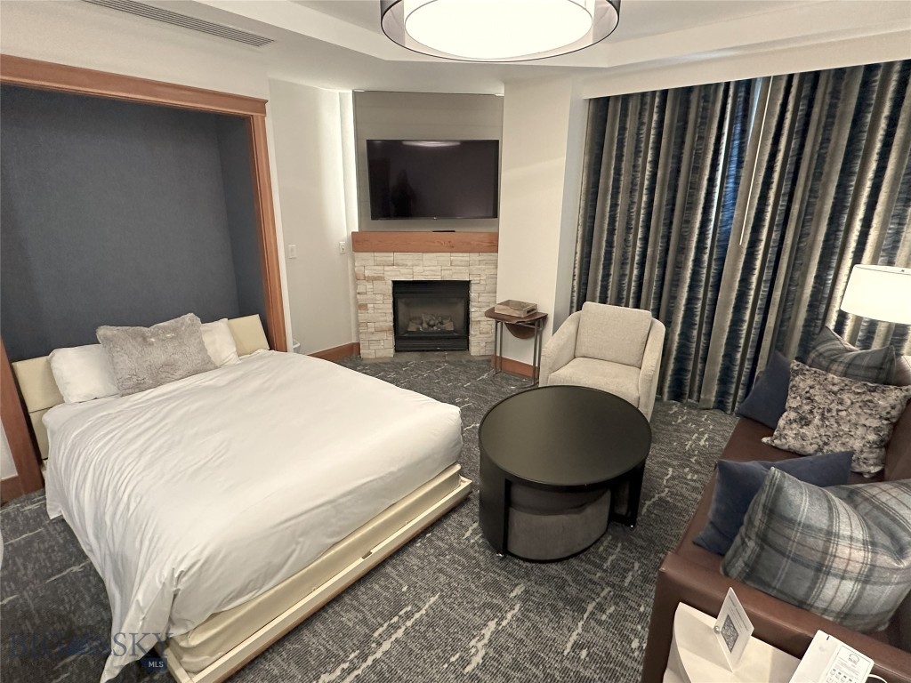 Summit Hotel Condo - Residential