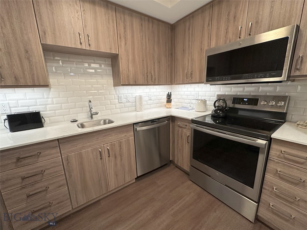 Summit Hotel Condo - Residential