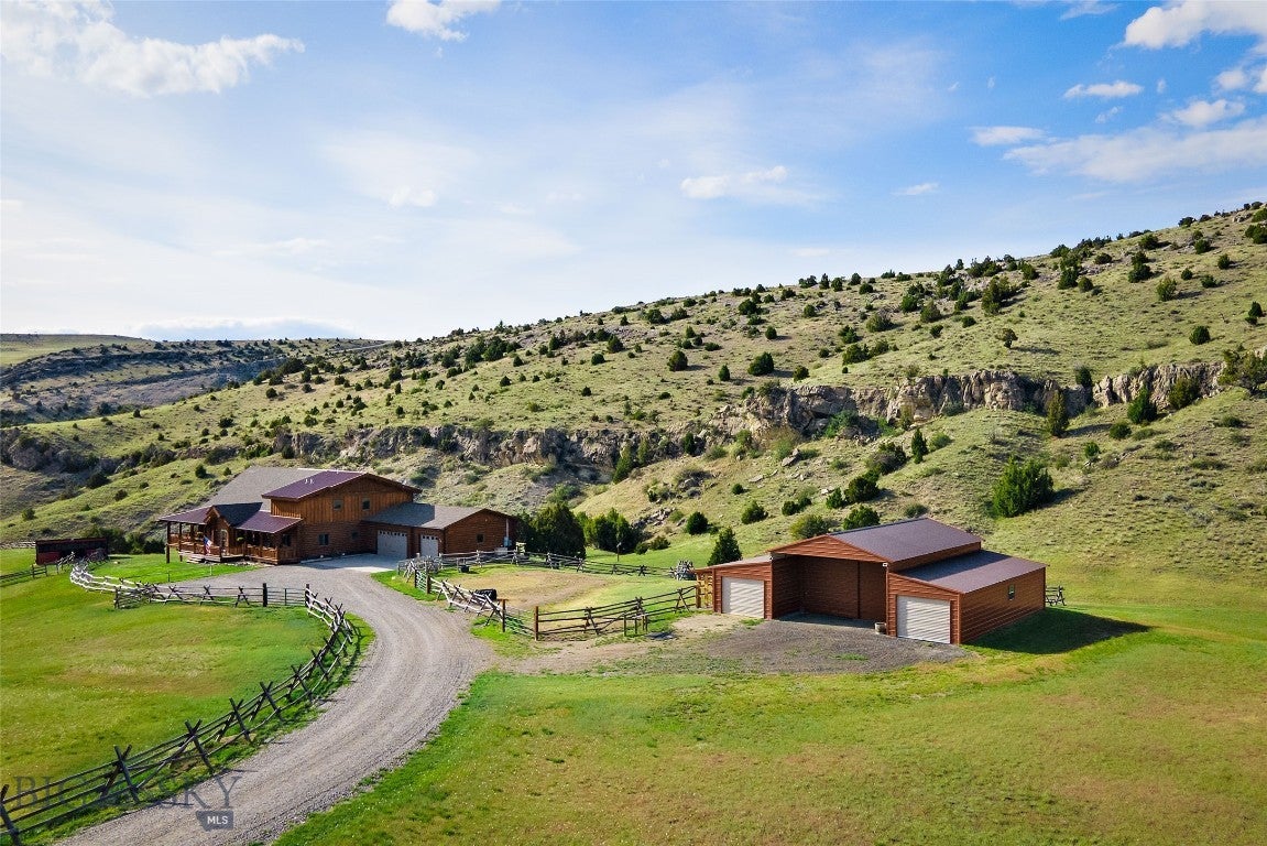 1460 Horseshoe Gulch Road